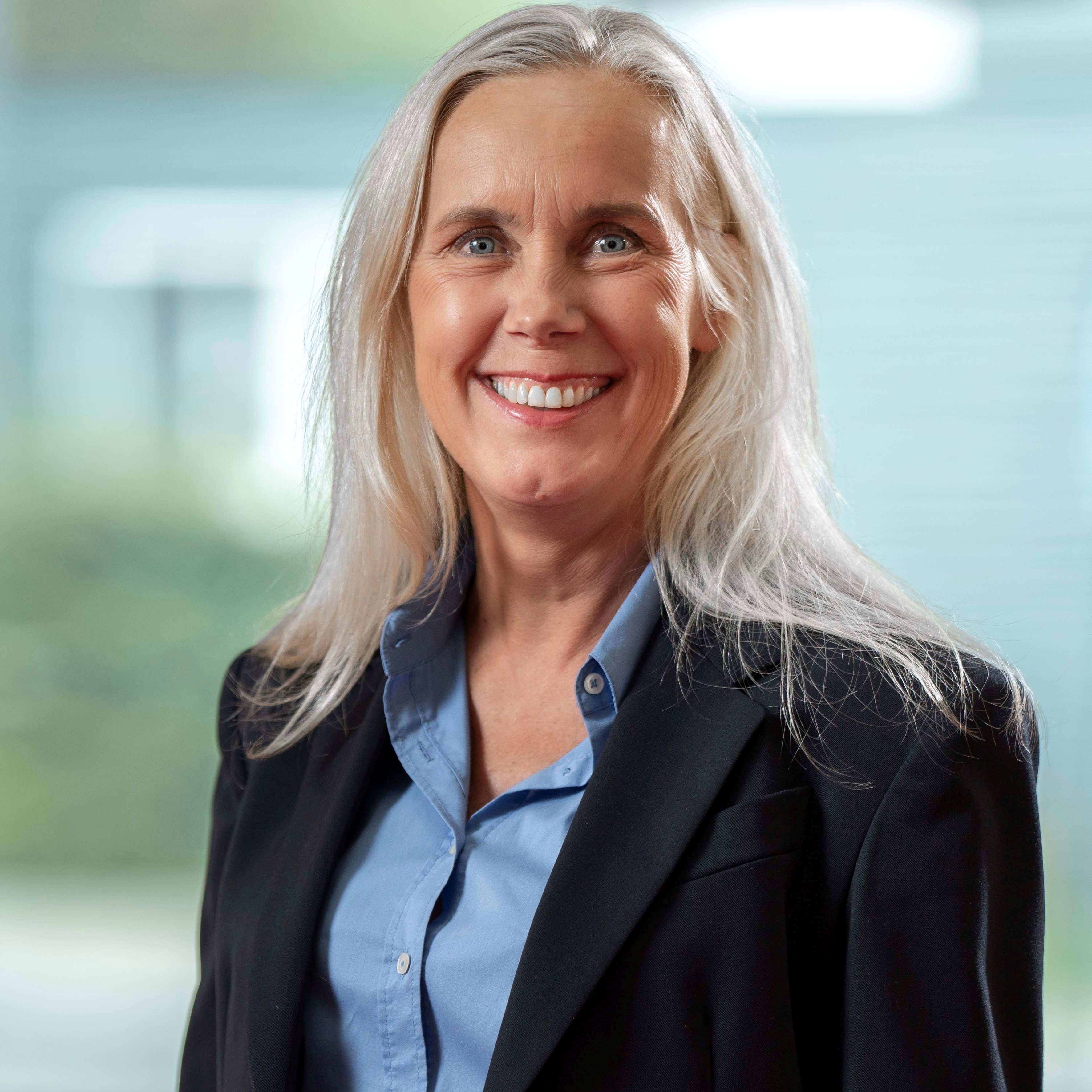 Frau Anne-Marie Weder