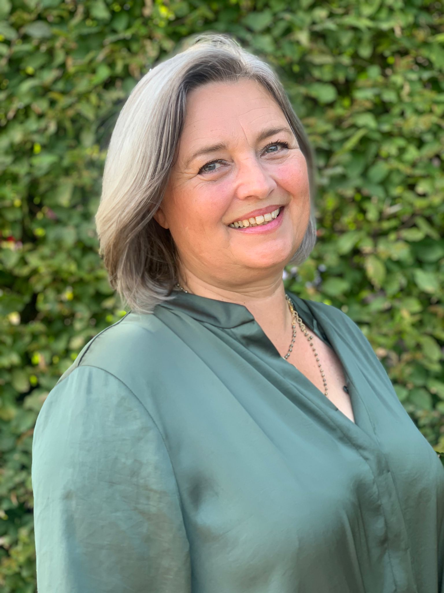Frau Beatrix Benz