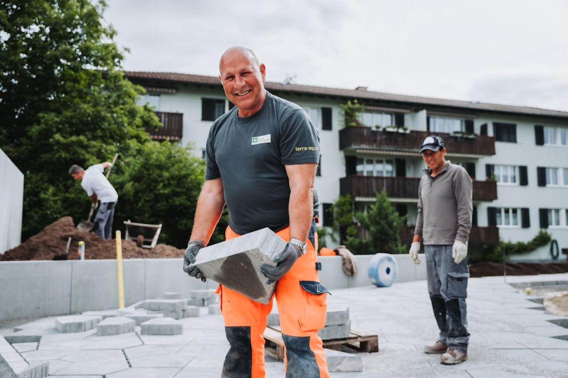 Landschaftsgärtner EFZ m/w - TERRA Gartenbau AG