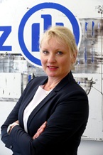 Frau Michaela Kessler