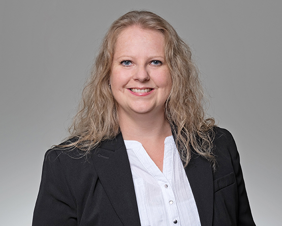 Rufe unsere/n Berufsbildner/in Gabriela Senn an.