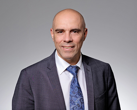 Chris Correvon ist für dich da.